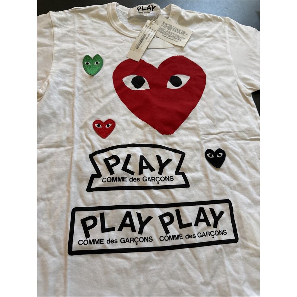 COMME DES GARCONS CDG PLAY RED MULTI HEART LOGO TEE AZ-T282-051-1 White Tee Sm